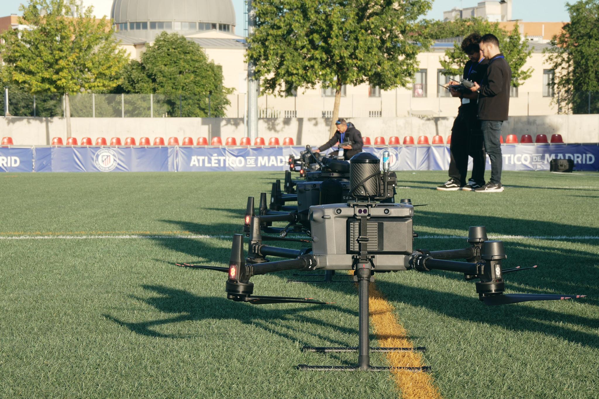 Despliegue coordinado de 10 DJI Matrice 350 RTK en una operación a gran escala